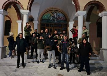 Πιάλεια: Τα Κυπροκούδουνα έκαναν την πιο διασκεδαστική γιορτινή “φασαρία” (ΕΙΚΟΝΕΣ)