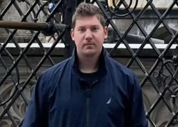Συναγερμός για τον Αλέξη: «Μου είπε ότι δεν ήταν καλά και εξαφανίστηκε» λέει ο πατέρας του 33χρονου γιατρού που αγνοείται