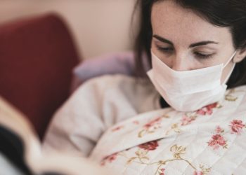 Γρίπη: Ραγδαία αύξηση των κρουσμάτων – Πάνω από 500 εισαγωγές σε ένα 24ωρο