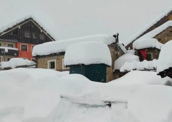 Ιταλία: Σχεδόν 3 μέτρα χιόνι στο θέρετρο Πράτο Νεβόσο – Ρεκόρ για την Ευρώπη
