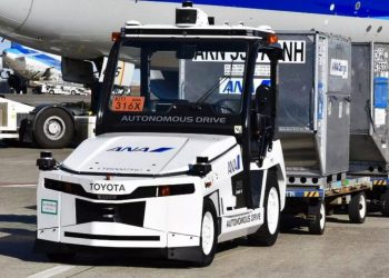 Αυτόνομα οχήματα Toyota «εργάζονται» στο αεροδρόμιο του Τόκιο