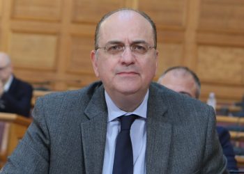 ΟΠΕΚΕΠΕ – Λαζαρίδης: Ένας από τους 15 συλληφθέντες στην Κρήτη είναι κουμπάρος του Νίκου Ανδρουλάκη (ΒΙΝΤΕΟ)