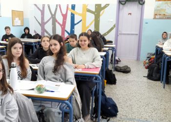 9ο ΓΥΜΝΑΣΙΟ ΤΡΙΚΑΛΩΝ: Η επίσκεψή του συγγραφέα Θοδωρή Τζίμα μέσα απ΄ τη μαθητική πένα  