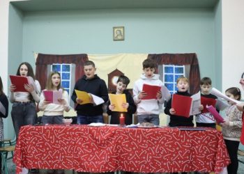 Χριστουγεννιάτικη γιορτή αγάπης από το κατηχητικό της ενορίας Αγίων Θεοδώρων Κρήνης (ΕΙΚΟΝΕΣ – ΒΙΝΤΕΟ)