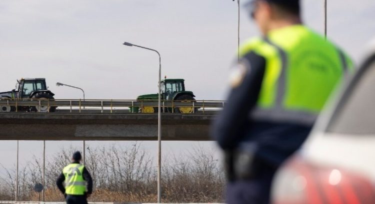 Tο μεσημέρι της Κυριακής η πανελλαδική σύσκεψη των αγροτών στα Μάλγαρα