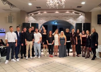 ΕΠΑΛ Καλαμπάκας: Με… τρομερή επιτυχία ο ετήσιος χορός του (ΕΙΚΟΝΕΣ)