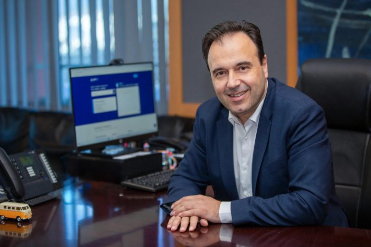 «Έπιασαν δουλειά» οι 8 κάμερες AI που λειτουργούν πιλοτικά: Πάνω από 1.000 παραβάσεις σε 4 ημέρες, τι θα καταγράφουν – Δημήτρης Παπαστεργίου: Είναι εμφανείς και λειτουργούν με κανόνες