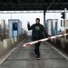 Παραμένουν στα μπλόκα οι αγρότες και ανοίγουν διόδια σήμερα – «Κόβουν την Ελλάδα στα δύο» τη Δευτέρα (ΒΙΝΤΕΟ)