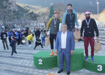 Mε συμμετοχή και επιτυχία το 2ο Santa Run Πύλης 2025 από τον ΟΠΟΠ