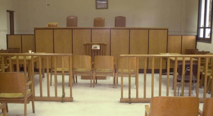 Φυλάκιση κατ’ οίκον για 3,5 έτη σε 78χρονο για θανάσιμη παράσυρση 41χρονης