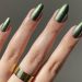 Ξέχασε το συνηθισμένο κόκκινο: Αυτά τα Xmas nails θα σε βάλουν αμέσως σε γιορτινό mood