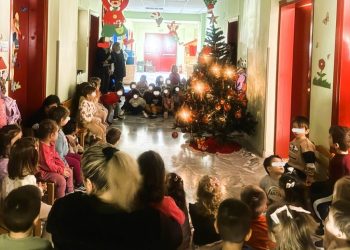 Δημιουργική γιορτή Χριστουγέννων στον Δ΄ Βρεφονηπιακό Σταθμό του Δήμου Τρικκαίων
