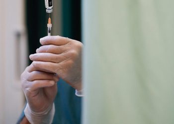 Eφετείο Λάρισας: Στο εδώλιο 40 άτομα για πλαστά πιστοποιητικά Covid-19