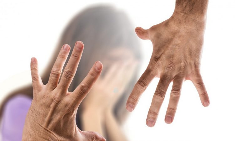 Ηράκλειο: Ζευγάρι ερευνάται για την κακοποίηση των 8 ανήλικων παιδιών τους – Συνελήφθησαν οι γονείς