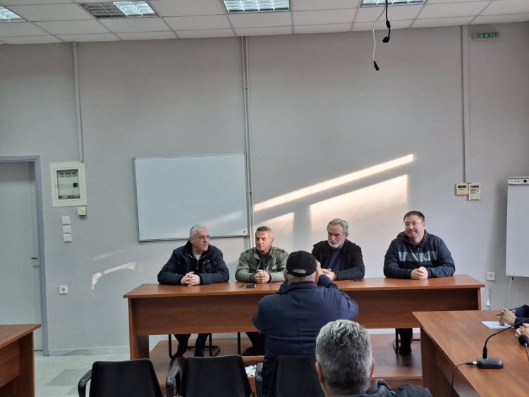 Με την Πανελλαδική Επιτροπή των αποστράτων και εν ενεργεία στρατιωτικών συναντήθηκε η διοίκηση του ΕΚΤ