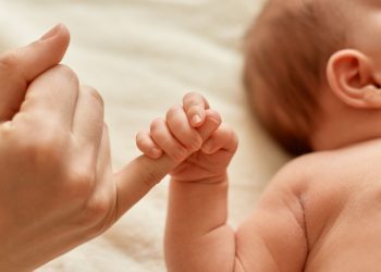 Νεκρό ένα παιδί από τον Δανό δότη στην Ελλάδα – Εφιάλτης δίχως τέλος για 11 οικογένειες