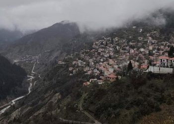 Χειμωνιάτικο Γαρδίκι Τρικάλων: Μοναξιά, ομίχλη κι ένα τοπίο που σε καθηλώνει
