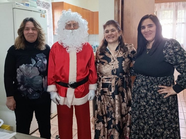 Χριστουγεννιάτικη γιορτή στο Δ΄ ΚΑΠΗ του Δήμου Τρικκαίων