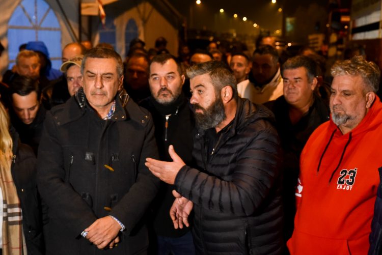 Κουρέτας από τo μπλόκo στο Λόγγο Τρικάλων: Στο πλευρό σας μέχρι τέλους, μαζί θα πάμε στον Πρωθυπουργό