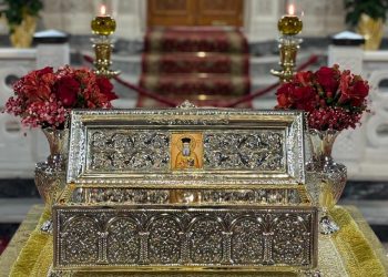 Τρίκαλα: Έργο εκκλησιαστικής τέχνης η ασημένια λειψανοθήκη της δεξιάς χειρός του Αγίου Δημητρίου του Γκαγκαστάθη (ΕΙΚΟΝΕΣ)