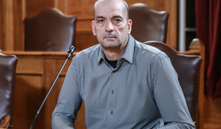 Χρήστος Μαγειρίας στην Εξεταστική: Δώρο από τη μητέρα μου η Ferrari – Κέρδισα 25.000 ευρώ στο Τζόκερ
