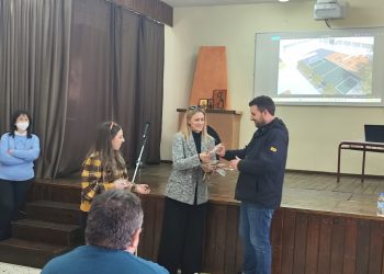 Ο Δήμος Μετεώρων αλλάζει την εικόνα των σχολείων της Καλαμπάκας
