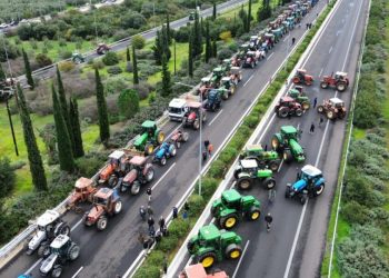 160 εκ. ευρώ στους αγρότες για να ανοίξουν οι δρόμοι