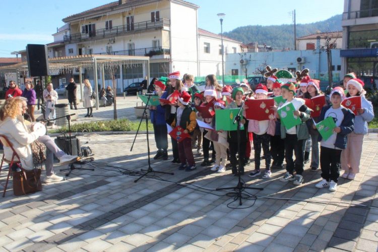 Χριστουγεννιάτικη εκδήλωση αγάπης και αλληλεγγύης στην Πύλη