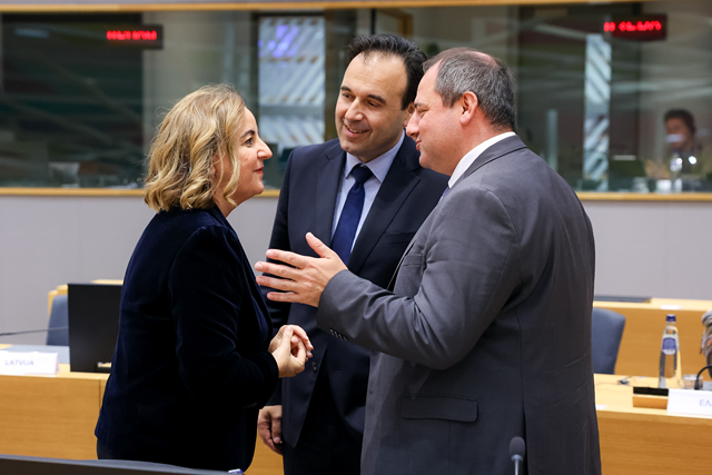 Δημήτρης Παπαστεργίου: Οφείλουμε να διαμορφώσουμε ένα ευρωπαϊκό ρυθμιστικό πλαίσιο που να διευκολύνει την ανάπτυξη του διαστημικού οικοσυστήματος