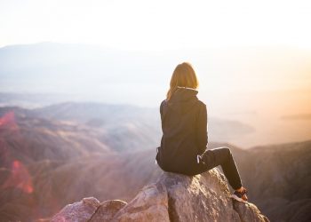 Έρχονται τα πάνω-κάτω: Τα δύο ζώδια που θα περάσουν τις μεγαλύτερες εσωτερικές αναταράξεις τον Δεκέμβριο