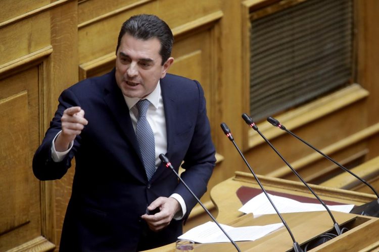 Κώστας Σκρέκας: «Σήμερα η Ελλάδα αποτελεί οικονομία αναφοράς σε παγκόσμιο επίπεδο – Από τις αυταπάτες του 2015, στη σταθερότητα του 2026»