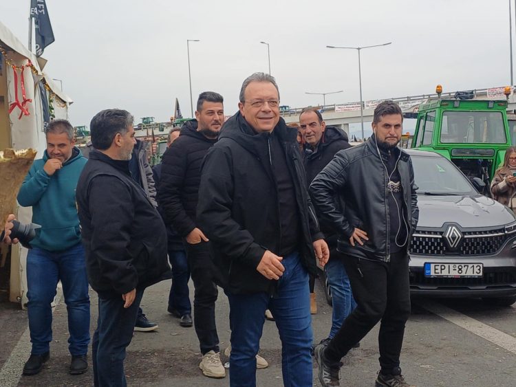 Στο μπλόκο της Νίκαιας για δεύτερη φορά ο πρόεδρος του ΣΥΡΙΖΑ – Προοδευτική Συμμαχία Σωκράτης Φάμελλος (ΦΩΤΟ)
