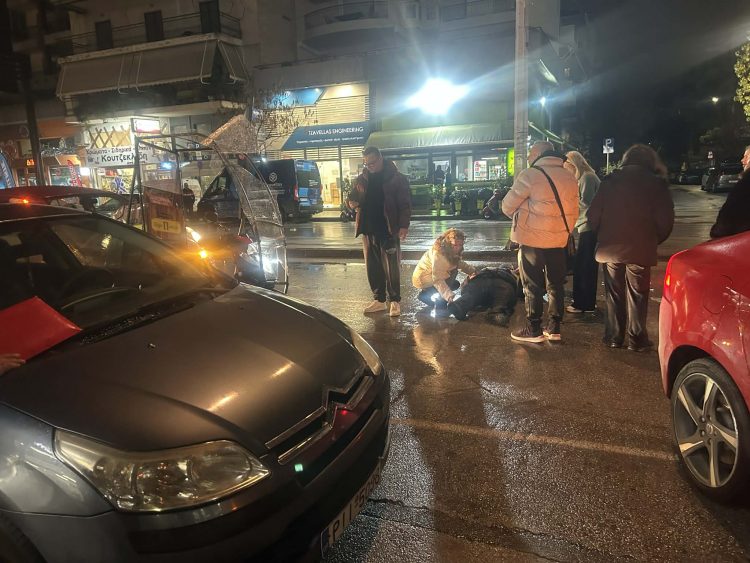 Τραυματίστηκε ντελιβεράς σε τροχαίο με ΙΧΕ (ΕΙΚΟΝΕΣ – ΒΙΝΤΕΟ)