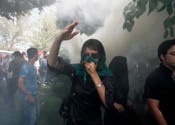 Ιράν: Πυροβολούν σκόπιμα τους διαδηλωτές στα μάτια – Συγκλονιστικές μαρτυρίες από γιατρούς
