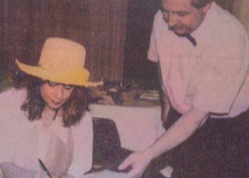 «Τράβελ Στοπ»: Το θρυλικό εστιατόριο της Θεσσαλίας όπου έφαγαν Παπανδρέου, Μητσοτάκης, Βουγιουκλάκη και Κούρκουλος