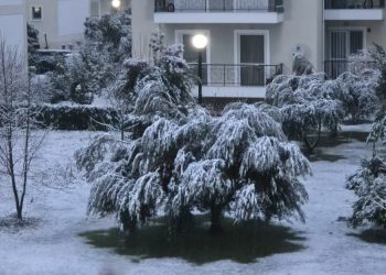 Χιόνι στα Τρίκαλα -Επιβεβαιώθηκαν οι μετεωρολογικές προβλέψεις