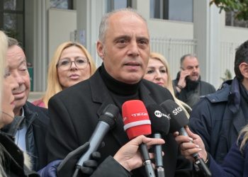Βελόπουλος από Λάρισα: “Παραδέχτηκε η Interstar ότι έσβησε χειροκίνητα τα βίντεο δύο 24ωρα μετά το δυστύχημα” (BINTEO)