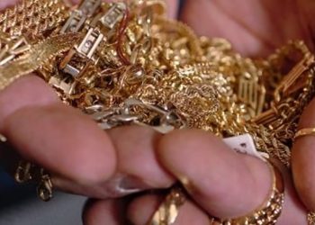 Και απάτες και κλοπές – Οι “υπάλληλοι” του ΔΕΔΔΗΕ έκαναν γερή “μπάζα”, αλλά…