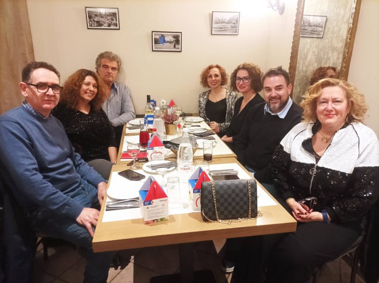 Έγινε θεσμός η ετήσια χοροεσπερίδα της Διεύθυνσης Δευτεροβάθμιας Εκπαίδευσης Τρικάλων! (ΕΙΚΟΝΕΣ)