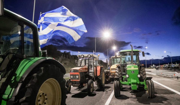 Οριστικό ναυάγιο – Το μπλόκο της Νίκαιας λέει «όχι» στη συνάντηση με Μητσοτάκη: «Μας εμπαίζουν»