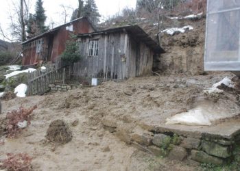 Κατολίσθηση στο Ξυλοχώρι, Συνοικισμό της Δ.Κ. Ελάτης – Άμεση επέμβαση του Δήμου Πύλης [ΕΙΚΟΝΕΣ]