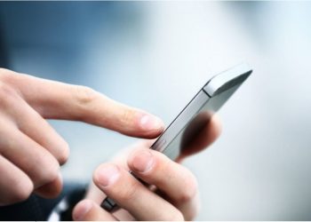 Χαρτζιλίκι μέσω IRIS: Τι πρέπει να κάνουν γονείς και παιδιά για να γλιτώσουν φόρους