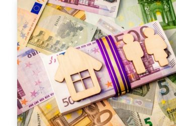Σε όλη τη χώρα το voucher έως 500 ευρώ τον μήνα για φύλαξη παιδιών
