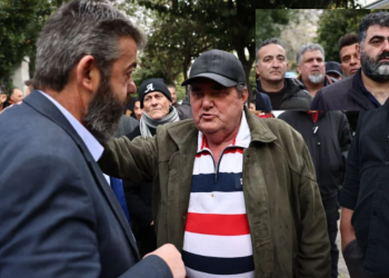 Στην Αθήνα οι αγρότες για τη συνάντηση με τον Κ. Μητσοτάκη – Έξω από το Μαξίμου και ο Ανεστίδης, μέσα οι Τρικαλινοί Σπυρόπουλος και Κουτής (ΕΙΚΟΝΕΣ)