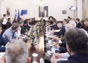 Έμπρακτη ενίσχυση των δομών εκπαίδευσης από τον Θοδωρή Καραΐσκο
