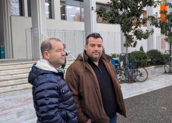 Μπλόκο Νίκαιας: Μήνυση για τα βανδαλισμένα τρακτέρ τους κατέθεσαν οι δύο αγρότες (BINTEO)