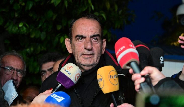 Με άδεια χέρια έφυγαν οι αγρότες από το Μαξίμου – «Συνεχίζουμε, στο τραπέζι και η κάθοδος στην Αθήνα» | Αύριο συνελεύσεις σε όλα τα μπλόκα