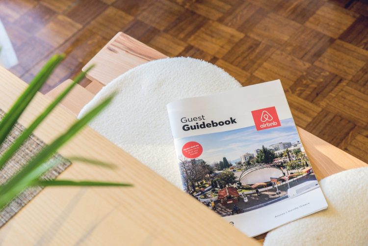 Airbnb: Οι περιοχές που «ξεπούλησαν» σε Ελλάδα και Ευρωπαϊκή Ένωση