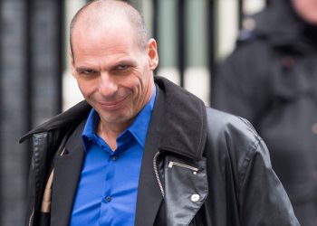 Βαρουφάκης: Έχω κάνει ecstasy και χόρευα 16 ώρες – Θα ήθελα να δω τη Μέρκελ μαστουρωμένη (ΒΙΝΤΕΟ)