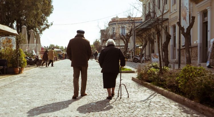 Ταχεία απομείωση πληθυσμού – Δύο θάνατοι για κάθε γέννηση στη Θεσσαλία